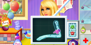 Hra - Barbie Hand Surgery